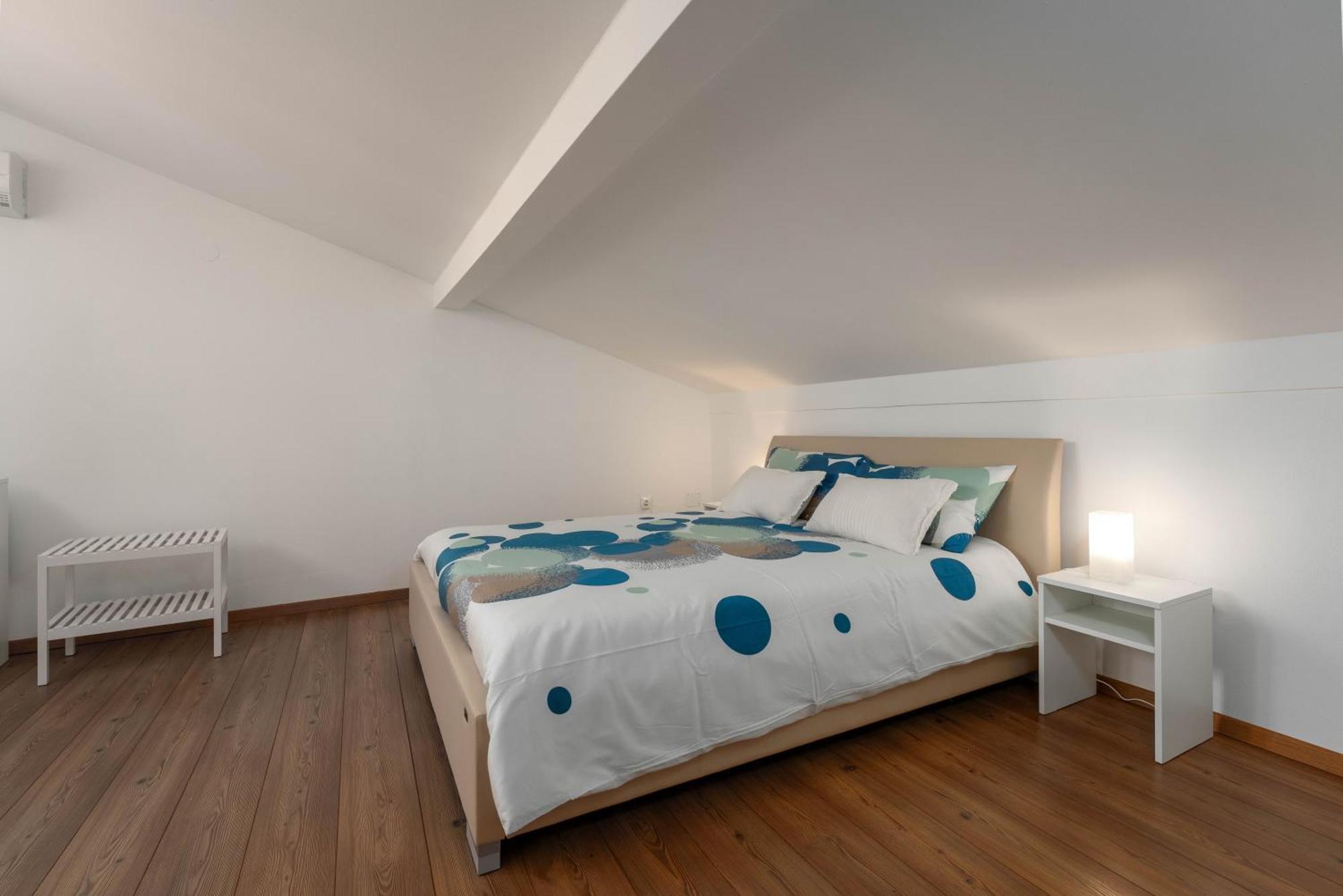 Degrassi Square Apartments (Adults Only) Vrsar Εξωτερικό φωτογραφία